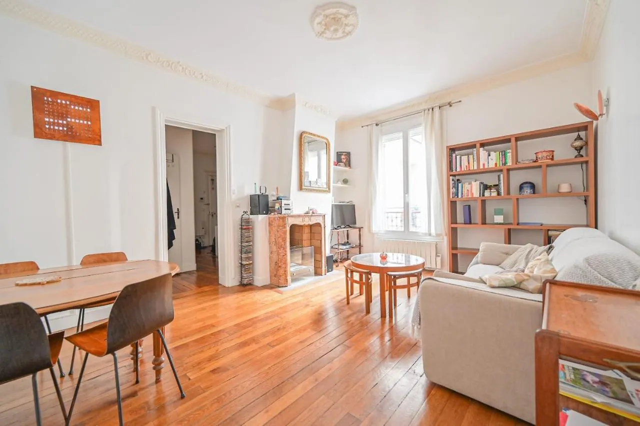 Apartment Near The Historic Center Of Paris