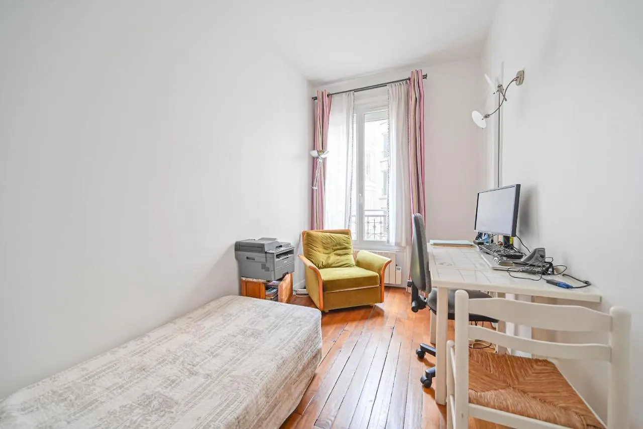 Apartment Near The Historic Center Of Paris