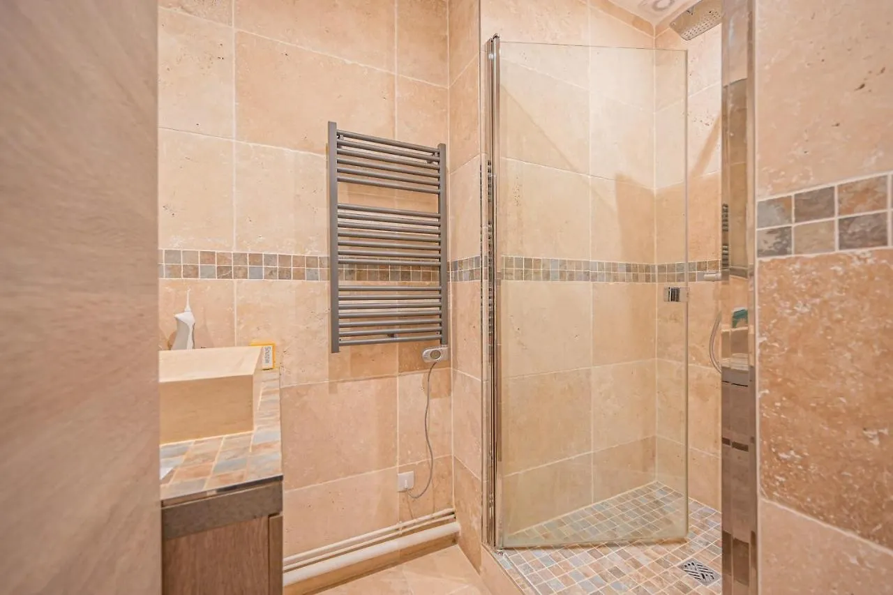 Apartment Near The Historic Center Of Paris